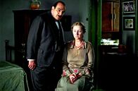 Agatha Christies Poirot – Poirot (David Suchet) und Miss Williams (Gemma Jones)