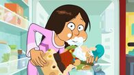 Power Sisters – Wendy wacht nachts vor dem Kühlschrank auf und hat ausgerechnet Mamas Wettbewerbskuchen angefuttert. Noch weiß sie nicht, dass Marine sie reingelegt hat.