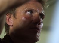 Command Performance – Als eine Terrorgruppe in Moskau ein Popkonzert in ein Blutbad verwandelt, nimmt der inzwischen als Schlagzeuger tätiger Ex-Elitekämpfer Joe (Dolph Lundgren) den Kampf gegen die Verbrecher auf ...