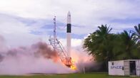 Elon Musk - Genie und Wahnsinn – Das Unternehmen für Weltraumraketen SpaceX erhält einen NASA-Vertrag.