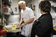 In Teufels Küche mit Gordon Ramsay – Gordon Ramsay (l.)