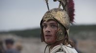 Alexander der Große - Der Superstar der Antike – Der Ruf von Alexander dem Großen (Darsteller: Komparse) war legendär. Obwohl er in kurzer Zeit ein Weltreich schuf, das nach seinem Tod schnell zerfiel, überdauerte sein Ruhm seine Lebenszeit um ein Vielfaches. Fast jedes Zeitalter, jede Kultur kennt Alexander und erneuerte immer wieder den Mythos um diese Herrschergestalt.
