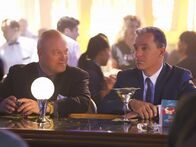 Vegas – Vincent Savino (Michael Chiklis, l.); Johnny Rizzo (Michael Wiseman, r.)