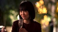 Tokyo Vice – Eimi (Rinko Kikuchi) ist verliebt in einen Kollegen von der Konkurrenz.