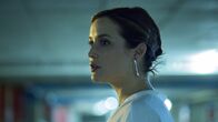 Don't Move - Halt Still! – Gwynneth Kealey (Sarah Dumont)
