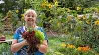 Garten & Lecker – Elisabeth Schmelzer im Gemeinschaftsgarten Tausendschön in Minden.
