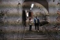 TM Wissen - Best Of – Prof. Christina Antenhofer von der Universität Salzburg mit Reporter Philipp McAllister in der Festung Hohensalzburg