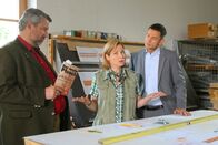 Die Rosenheim-Cops – L-R: Anton Stadler (Dieter Fischer), Stefanie Gundel (Tanja Frehse) und Sven Hansen (Igor Jeftic)