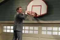 How I Met Your Mother – Barney (Neil Patrick Harris) trifft endlich seinen leiblichen Vater und ist überrascht darüber, wie sich sein Leben entwickelt hat. Denn er führt ein mehr als langweiliges Leben, was Barney sichtlich enttäuscht ...