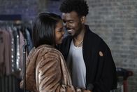 Star – Entwickelt sich zwischen Alexandra (Ryan Destiny, l.) und Noah (Luke James, r.) mehr als nur Freundschaft?