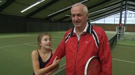Sesamstraße – Jettes Opa kennt viele Tricks auf dem Tennisplatz.