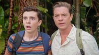 Rock Islands Rätsel – v.li.: Ellis Grouch (Ryan Yeates), Sunny Gray (Craig Horner)