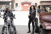 Brooklyn Nine-Nine – (v.l.n.r.) Adrian Pimento (Jason Mantzoukas); Rosa Diaz (Stephanie Beatriz); Amy Santiago (Melissa Fumero)