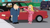 American Dad! – Stan (l.); Francine (r.)