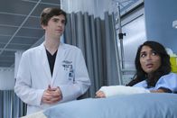 The Good Doctor – Freddie Highmore (Dr. Shaun Murphy), Hina Abdullah (Naja Modi).