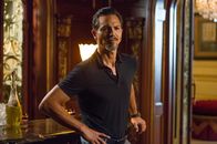 Ride Along: Next Level Miami – Der mächtige Drogenboss Antonio Pope (Benjamin Bratt) ist ein gefährlicher Gegner.