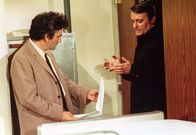 Columbo – (v.li.) Peter Falk (Insp. Columbo), Robert Vaughn (Danzinger).