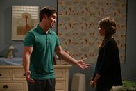 Modern Family – Andy (Adam DeVine), Haley (Sarah Hyland)