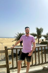 Servicezeit-Reportage: Was kostet... – Gran Canaria lockt jedes Jahr Millionen von Touristen. Reporter Sven Kroll will wissen: Wieviel kostet ein Urlaub auf der Insel im Jahr 2024?