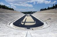 Stadt Land Kunst – An den ersten Olympischen Spielen vor knapp 3.000 Jahren nahmen Athleten aus zahlreichen griechischen Stadtstaaten wie Athen, Korinth und Sparta teil.