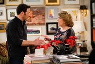 9JKL – Josh (Mark Feuerstein, l.); Judy (Linda Lavin, r.)