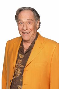 The Goldbergs – Albert 'Pops' Solomon (George Segal).
