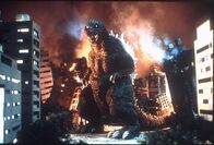 Godzilla, Mothra and King Ghidorah; Giant Monsters All-Out Attack – Japan droht der Untergang. Nach 50-jährigem Frieden ist Godzilla zurückgekehrt und wütet schlimmer als je zuvor.