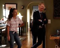 Modern Family – L-R: Lily Tucker-Pritchett (Aubrey Anderson-Emmons) und Mitchell Pritchett (Jesse Tyler Ferguson)