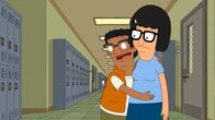 Bob's Burgers – Tina (r.) schließt sich ausgerechnet mit Darryl (l.) zusammen, um einen Valentinstags-Tanzwettbewerb zu gewinnen. Kann das gutgehen?