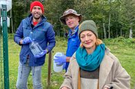 Xenius – Moderatoren Dörthe Eickelberg (re.) und Pierre Girard (li.) in den Pyrenäen nach Blei und Mikroplastik in der Umwelt.