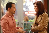 Two and a Half Men – Haben Alan (Jon Cryer, l.) und Kandi (April Bowlby, r.) eine Chance auf einen Neuanfang?