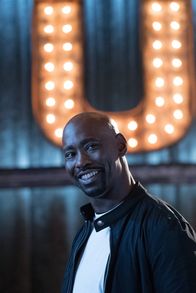 Lucifer – Als hätte er nicht schon genug mit dem plötzlichen Auftauchen seiner Mutter zu tun, macht sich Amenadiel (D.B. Woodside) auch noch Sorgen, weil Maze wie vom Erdboden verschluckt scheint ...