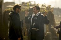 District 9 – Wikus Van de Merwe (Sharlto Copley, r.)