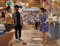 Call Me Kat – (v.l.n.r.) Randi (Kyla Pratt); Carter (Julian Gant); Kat (Mayim Bialik)