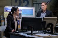 Mayday - Alarm im Cockpit – REENACTMENT - The Main Investigator (played by Mark Gibson) and the Second Investigator (played by Jenny Young) analyze all available information to determine what caused the crash UPS Flight 1354. (Cineflix 2021/Darren Goldstein)