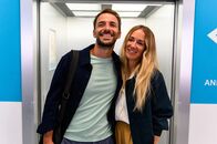 Bettys Diagnose – Dr. Frank Stern (Max Alberti) und Betty Weiss (Annina Hellenthal).