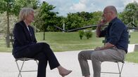 SMS - Schwanke meets Science – Prof. Anette Ziegler erklärt Karsten Schwanke ihre Forschungen zu Diabetes 1, der hauptsächlich Kleinkinder betrifft.