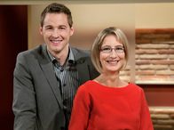 Servicezeit – Moderatoren Yvonne Willicks und Dieter Könnes