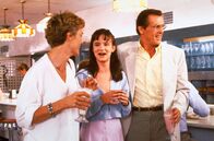 Kap der Angst – Die Familienidylle trügt: Samuel Bowden (Nick Nolte, r.), seine Frau Leigh (Jessica Lange, l.) und seine Tochter Danielle (Juliette Lewis, M.) werden von einem Psychopathen terrorisiert.