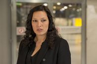 Der letzte Bulle – Kann Andreas seiner Kollegin Anja (Yangzom Brauen) vertrauen?; Kann Andreas seiner Kollegin Anja (Yangzom Brauen) vertrauen?