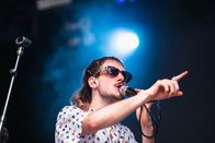 Festivalsommer 2023 – Festivalsommer 2023 Valentino Vivace am Heitere Open Air 2023 Mit vollem Einsatz dabei: Valentino Vivace Copyright: SRF