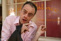 Switch Reloaded – Neue Herausforderung für Restauranttester Rach (Max Giermann). Das indische Restaurant von Govinda und Chandra Hackenbrink steht kurz vor dem Aus.