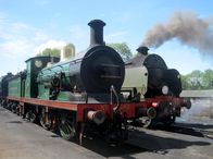 Mit dem Zug ... – Eine der ältesten Museumsbahnen in Großbritannien: die Bluebell Railway.