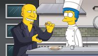 Die Simpsons – Marge (r.) träumt von einem Zusammentreffen mit Tom Colicchio (l.). Doch wird das je stattfinden?