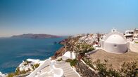 Mythos - Die größten Rätsel der Geschichte – Lag hier Atlantis? Die griechische Vulkaninsel Santorin mit Blick auf die Caldera.