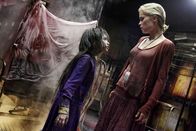Silent Hill – L-R: Sharon / Alessa (Jodelle Ferland) und Rose Da Silva (Radha Mitchell)