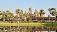 Länder - Menschen - Abenteuer – Die Türme des Haupttempels Angkor Wat.