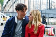 Polizei – Anton (Levy Rico Arcos) begegnet Ex-Freundin Emma (Katharina Hirschberg) wieder