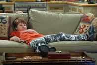 Two and a Half Men – Genießt sein Leben: für Jake (Angus T. Jones) ...