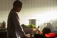 Tatort – Bui Thi Vien (Hanh Mai Thi Tran) versteckt sich.